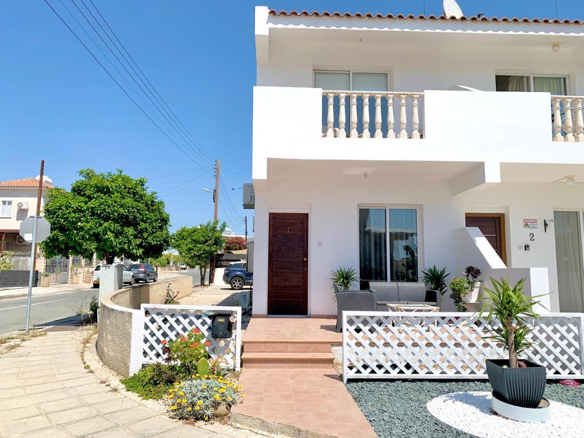 Diana Townhouse 1 Apartment Paphos Exterior photo